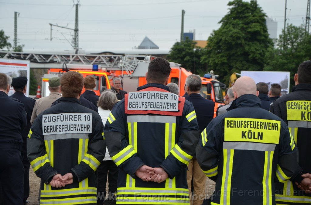 Erster Spatenstich Neues Feuerwehrzentrum Koeln Kalk Gummersbacherstr P102.JPG - Miklos Laubert